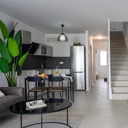 Pachamama House - Near The Beach, Air-con, Fast Wifi And Sat Tv By Lanzarote * Playa Blanca (Lanzarote)