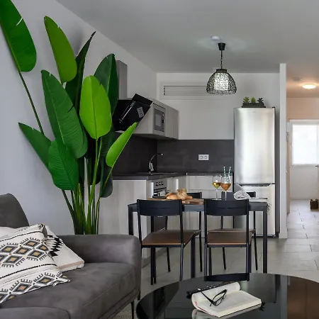 Dom wakacyjny Pachamama House - Near The Beach, Air-con, Fast Wifi And Sat Tv By Lanzarote